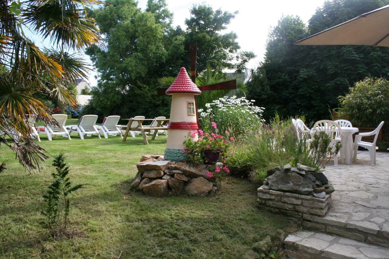 Chez Renee Et Raynal B&B Plounévez-Lochrist Exterior foto